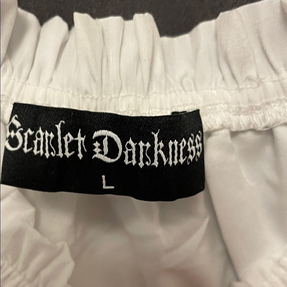 Women’s Scarlet Darkness White Women's Top With Words on Sleeves Size Large